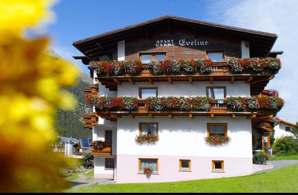 Apart Garni Eveline Ischgl Exterior photo